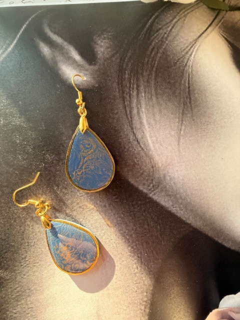 Kolczyki "Złote Łezki" Królewski Błękit | Złoty Wzór Kwiatowy | Vintage