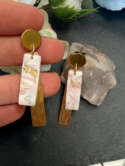 Kolczyki"Pink Marble Bar" |Glina Polimerowa|Delikatny Róż & Złota Tekstura