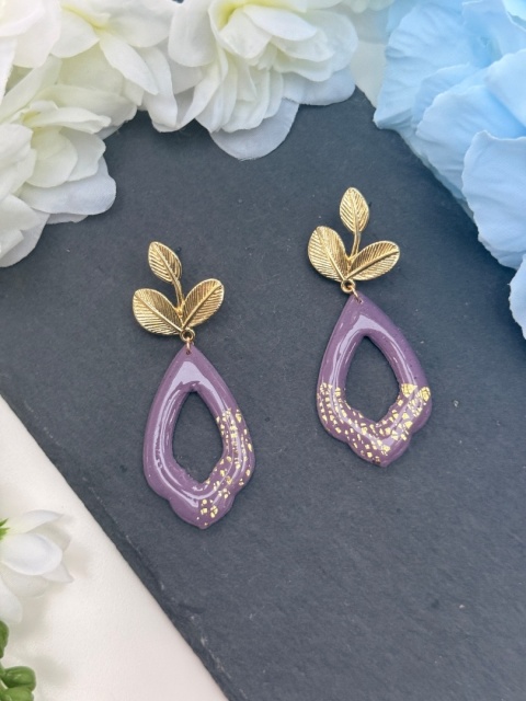 Ręcznie Robione Kolczyki "Lawendowy Liść" |Glina Polimerowa |Ażurowa Kropla