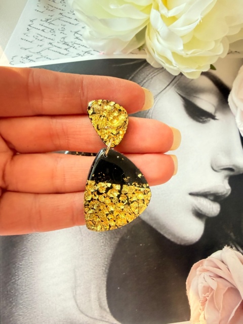 Złoty Trójkąt" | YourLook|Czarny i Złoto |Nowoczesna Geometria |Rękodzieło