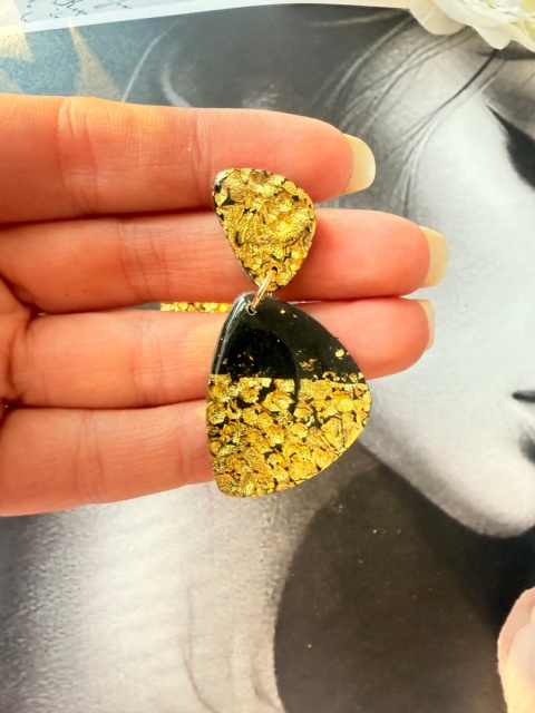 Złoty Trójkąt" | YourLook|Czarny i Złoto |Nowoczesna Geometria |Rękodzieło